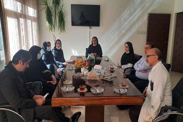 بازدید تیم بیمارستان 17 شهریور رشت از بیمارستان کودکان مفید تهران