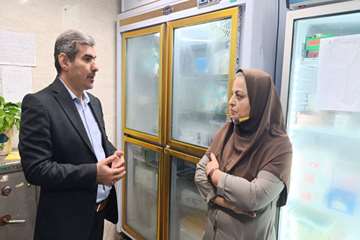 بازدید تیم مدیریتی ایمنی بیمار از داروخانه بیمارستان