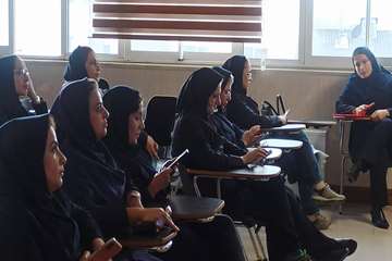 برگزاری سمینار آموزشی پشه آئدس و کنترل محیطی آن در مرکز آموزشی درمانی 17 شهریور