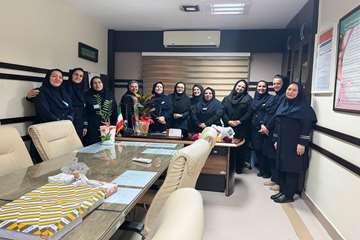 تبریک روز پرستار به مدیر پرستاری مرکز آموزشی درمانی 17 شهریور
