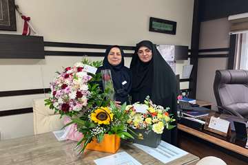 تبریک روز پرستار به مدیر پرستاری مرکز آموزشی درمانی 17 شهریور