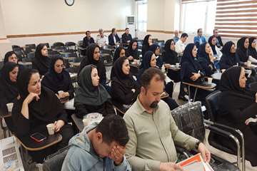 گرامیداشت روز کارمند 1404 در مرکز آموزشی درمانی 17 شهریور رشت