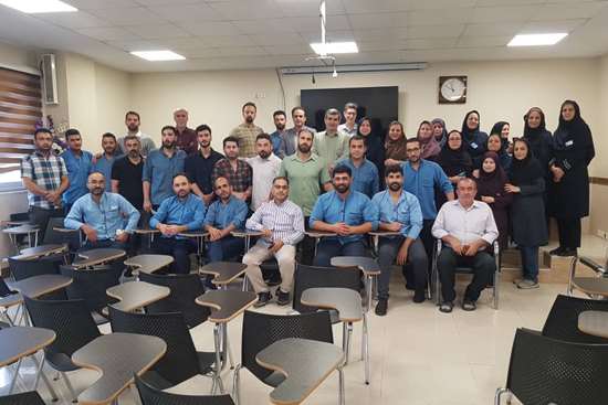 برگزاری مراسم تودیع و معارفه مسئول واحد خدمات عمومی مرکز آموزشی درمانی 17 شهریور رشت 