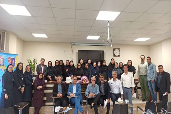 گرامیداشت روز کارمند 1404 در مرکز آموزشی درمانی 17 شهریور رشت 