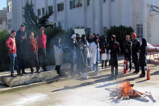 برگزاری کارگاه آموزشی  آتش نشانی و تمرین drill ویژه کارکنان بیمارستان 17 شهریور رشت -6,